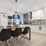 Willa Luxury Lakeside By Lapland Host
