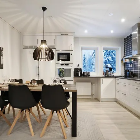 Luxury Lakeside By Lapland Host Villa Rovaniemi