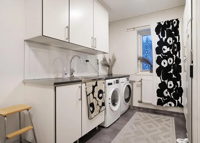 Luxury Lakeside By Lapland Host Вилла