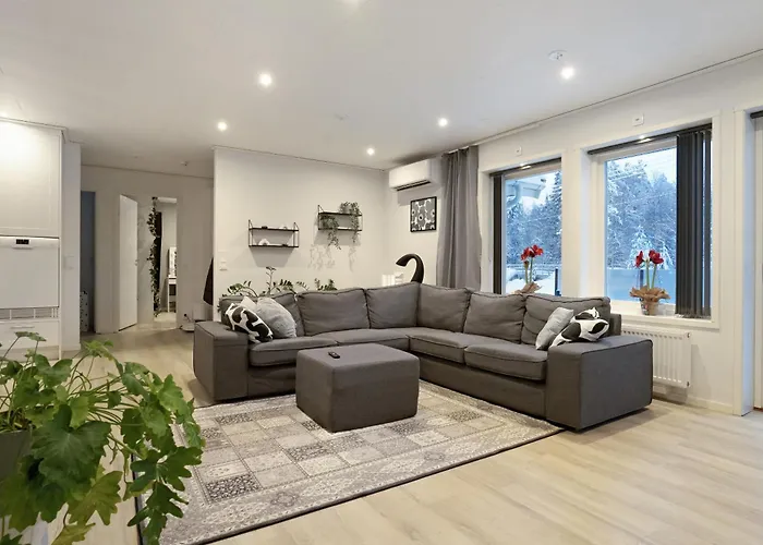 Вилла Luxury Lakeside By Lapland Host Рованиеми