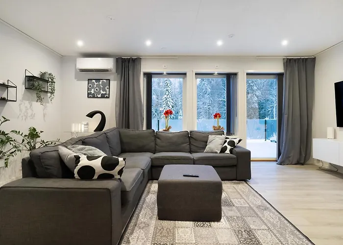 Вилла Luxury Lakeside By Lapland Host Рованиеми